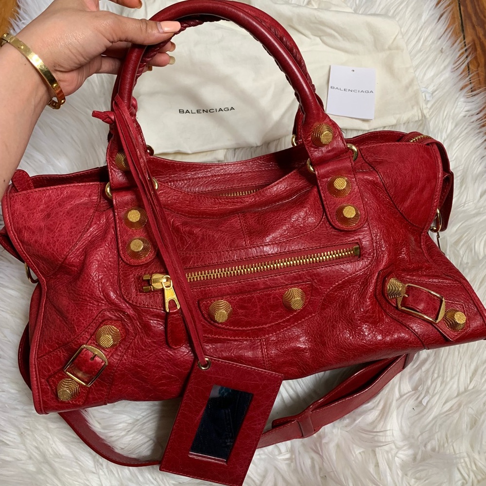 Balenciaga golden city